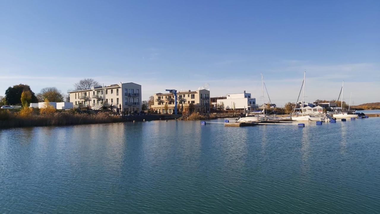 Hafen 15 - Ihre Ferienwohnung Am Hainer See Bei Leipzig Neukieritzsch ภายนอก รูปภาพ